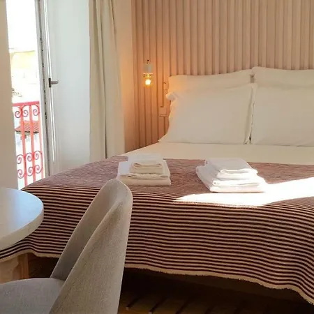 Apartment In Beco Da Formosa In Alfama - Lisbon