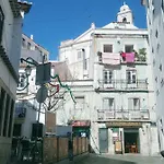 In Beco Da Formosa In Alfama - * Lisboa