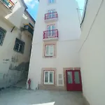 In Beco Da Formosa In Alfama - *