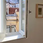 In Beco Da Formosa In Alfama - *