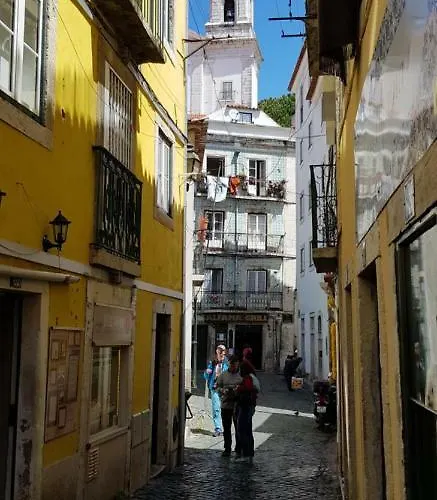 公寓 In Beco Da Formosa In Alfama - *